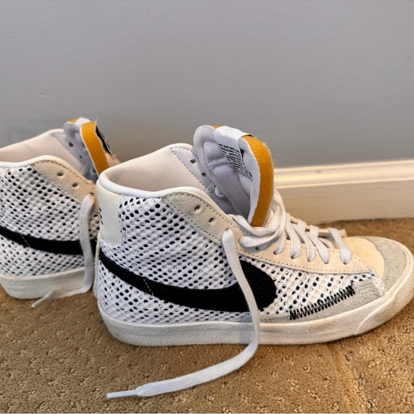 Nike Blazer Mid 77 - Picture 3 of 4